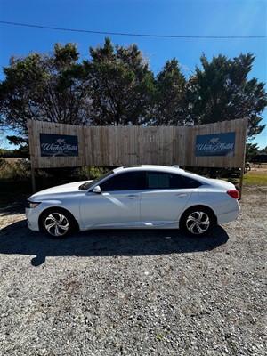 Picture of a 2018 Honda Accord EX-L CVT