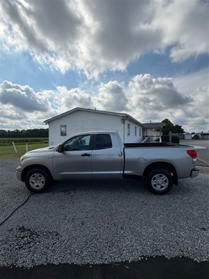 2007 Toyota Tundra SR5 Double Cab 6AT 2WD for sale by dealer