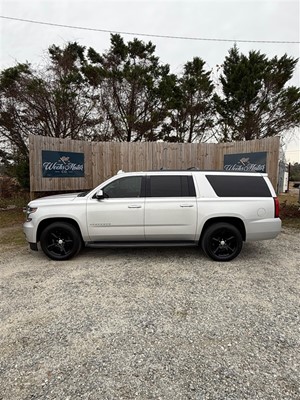 Picture of a 2015 Chevrolet Suburban LT 1500 2WD