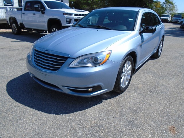 Chrysler 200 Limited in Raleigh