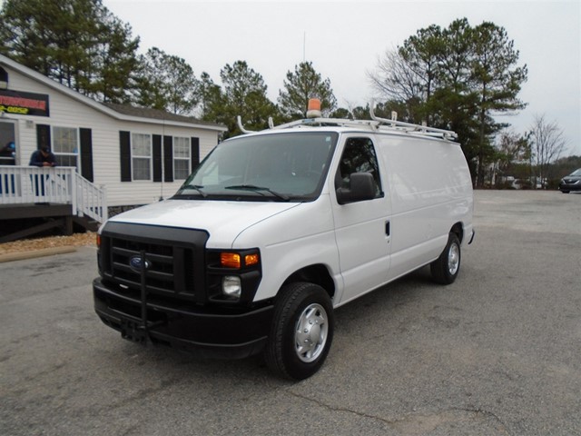 Ford Econoline E-150 in Raleigh