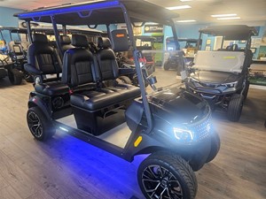 Picture of a 2025 Solana XA 4 Foward