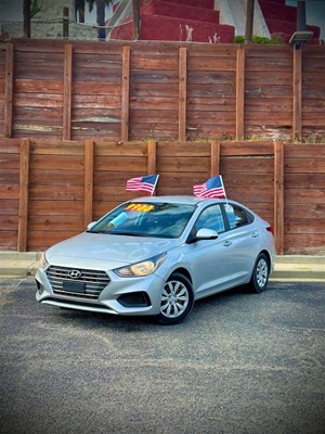 Picture of a 2020 Hyundai Accent SE 4-Door 6A