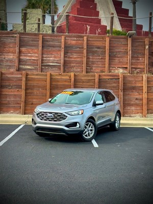 Picture of a 2022 Ford Edge SEL AWD