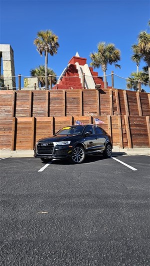 Picture of a 2018 Audi Q3 Premium