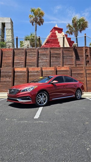Picture of a 2017 Hyundai Sonata Sport 2.0T