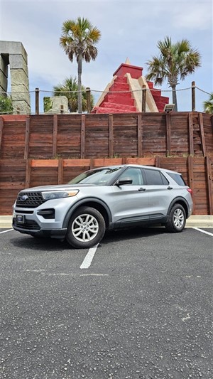 Picture of a 2021 Ford Explorer Base AWD