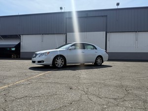 2008 TOYOTA AVALON XL for sale by dealer