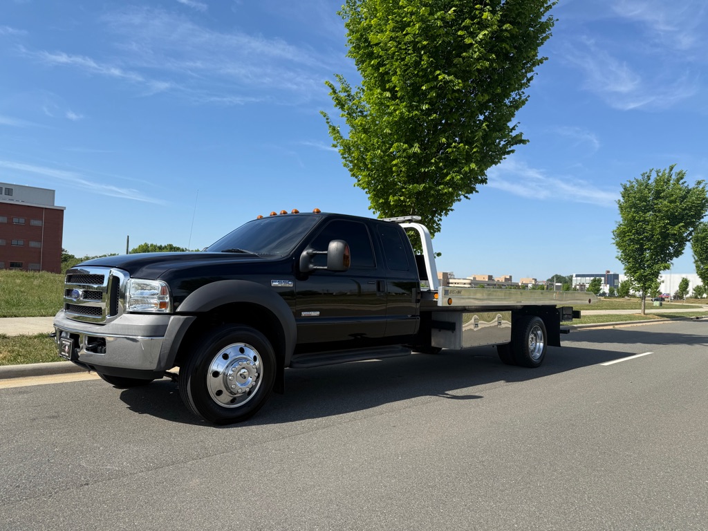 2005 Ford F-550's photo