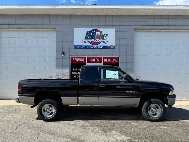 Dodge Ram 1500 Quad Cab Short Bed 4WD in Wilson