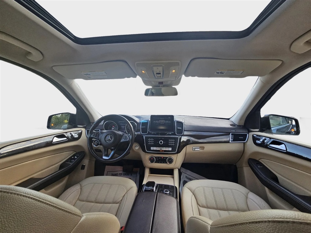 2017 Mercedes Benz GLS 450 4MATIC photo 10