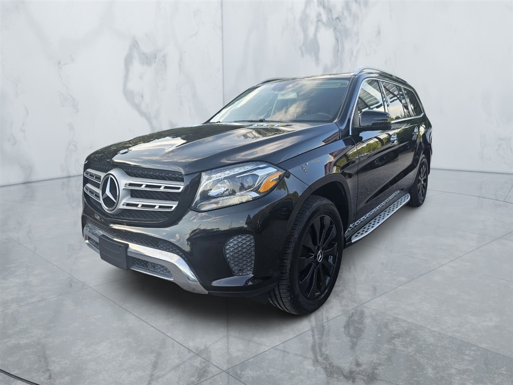 2017 Mercedes Benz GLS 450 4MATIC photo 2