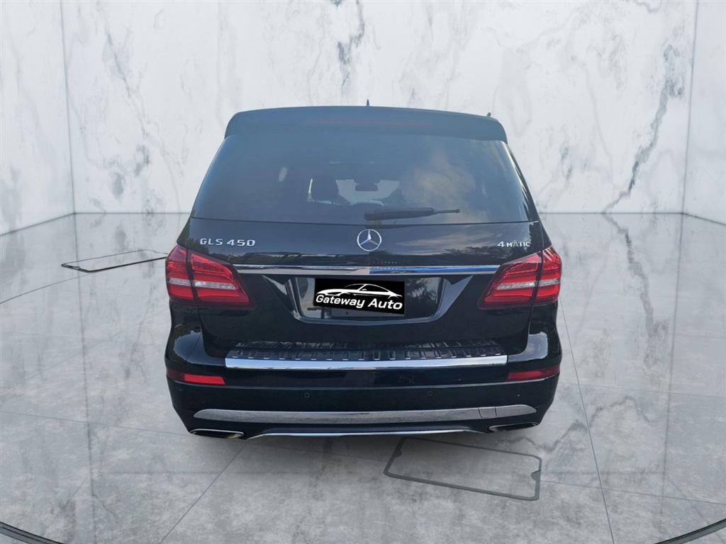 2017 Mercedes Benz GLS 450 4MATIC photo 6