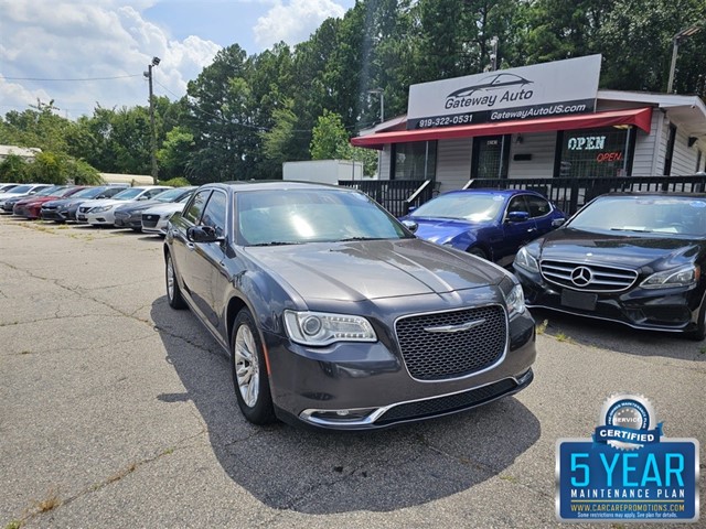 Chrysler 300 C RWD in Raleigh