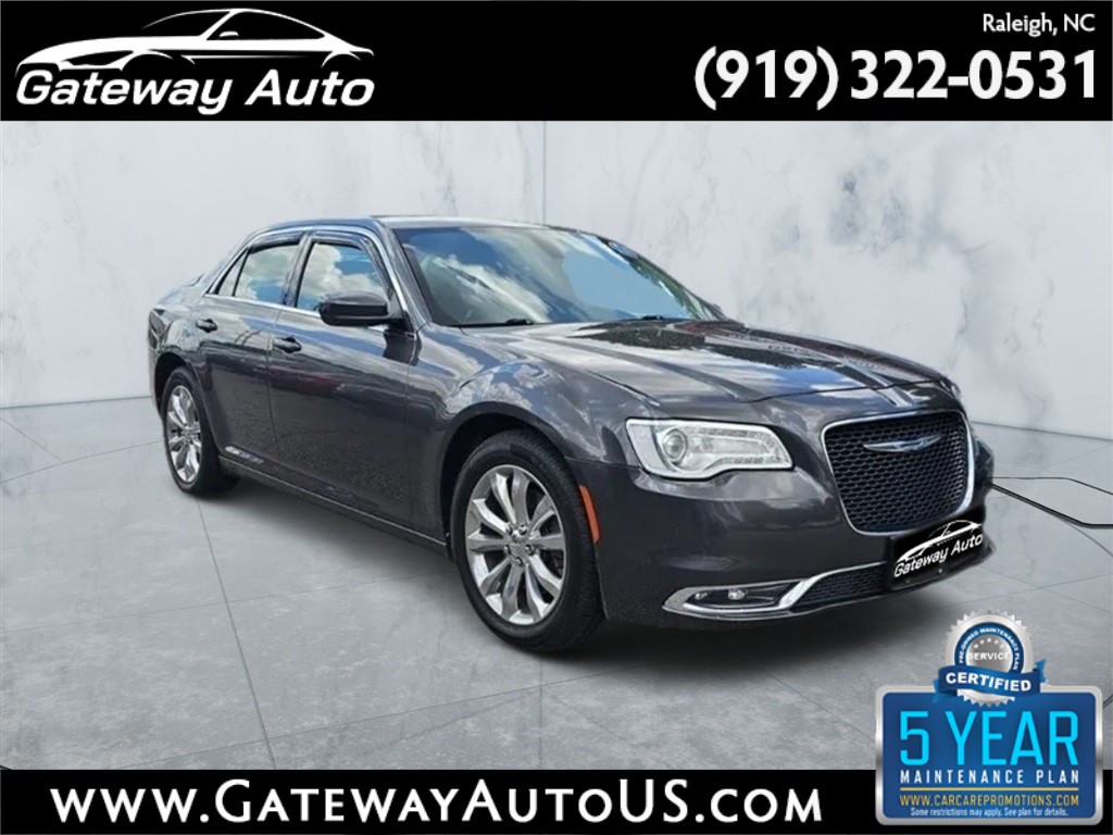 2017 Chrysler 300 Limited