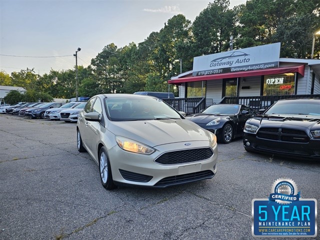 Ford Focus SE Sedan in Raleigh