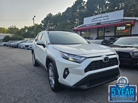 2022 Toyota RAV4 XLE Premium