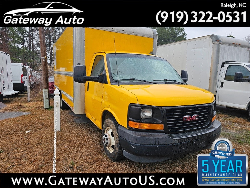 2017 GMC Savana Cutaway Work Van
