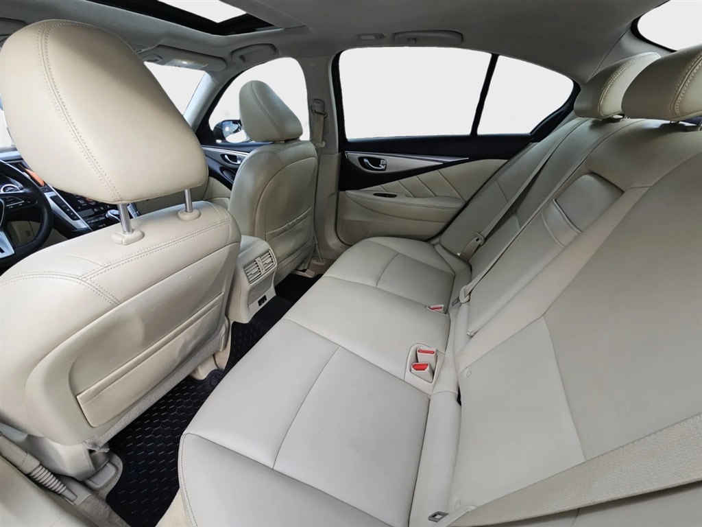 2020 INFINITI Q50 LUXE - Photo 19