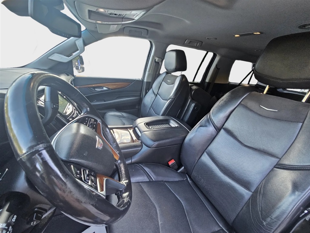 2019 Cadillac Escalade ESV Standard photo 16