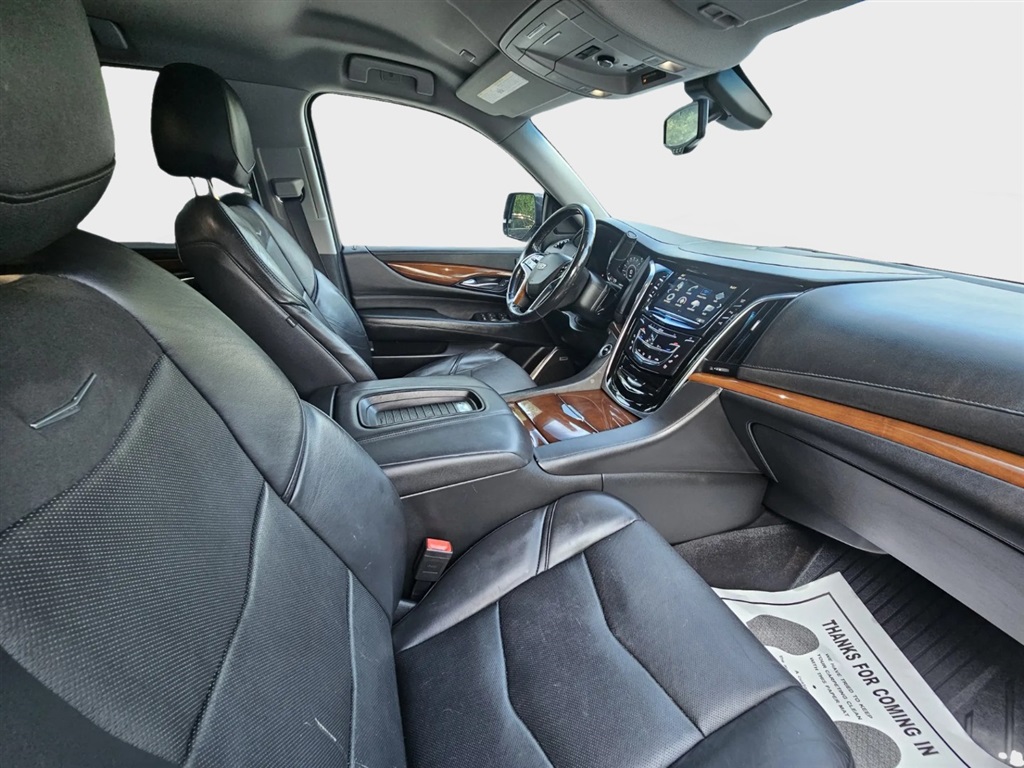 2019 Cadillac Escalade ESV Standard photo 18