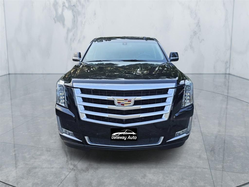 2019 Cadillac Escalade ESV Standard photo 2