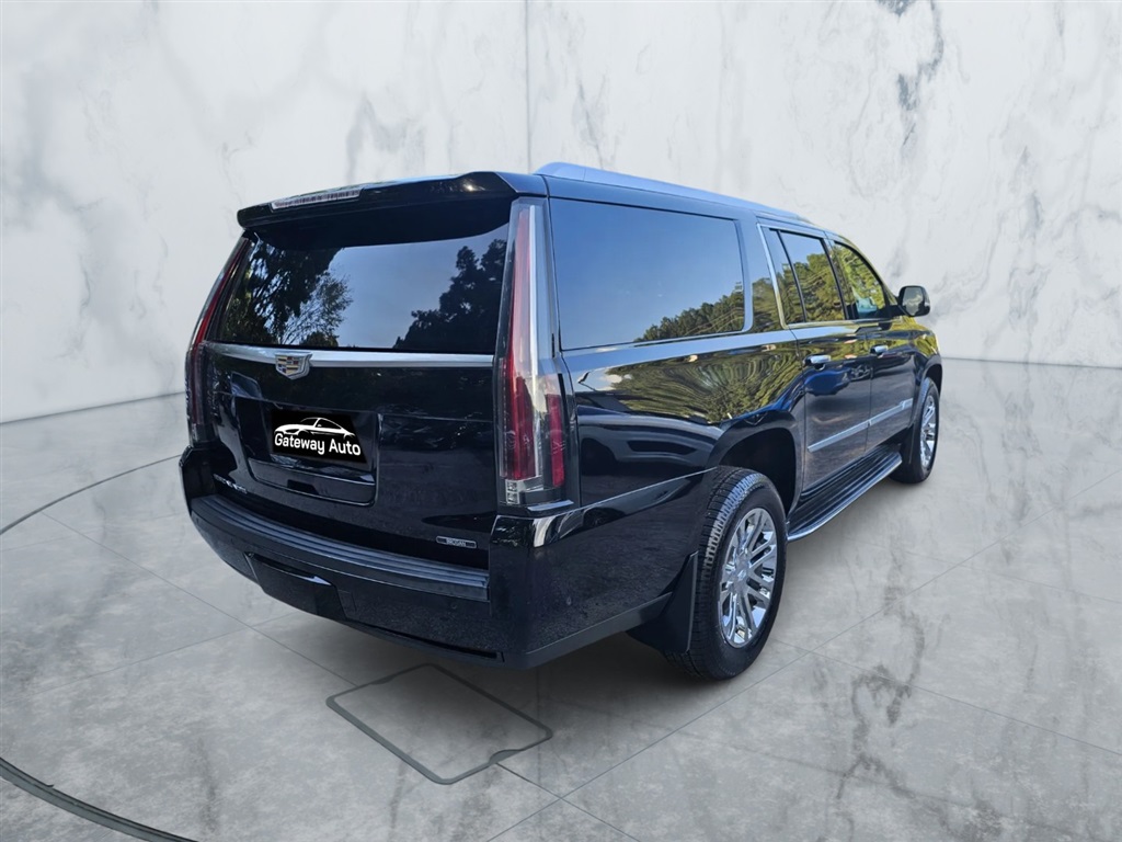 2019 Cadillac Escalade ESV Standard photo 6