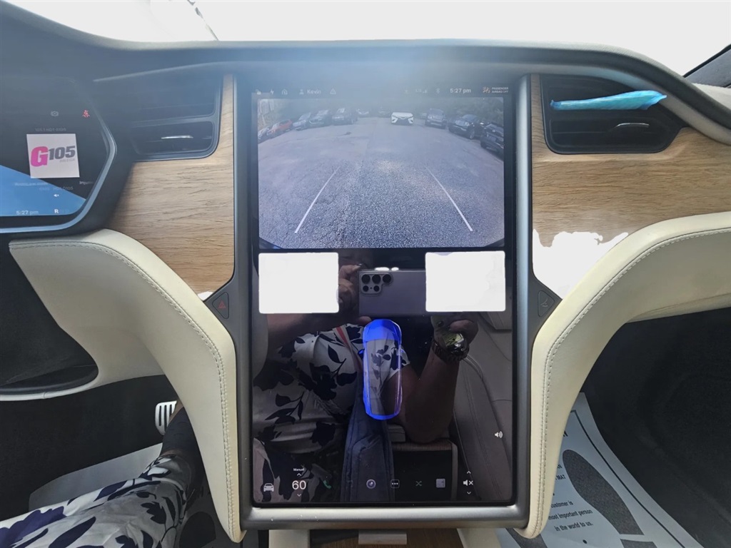 2020 Tesla Model X Long Range photo 13