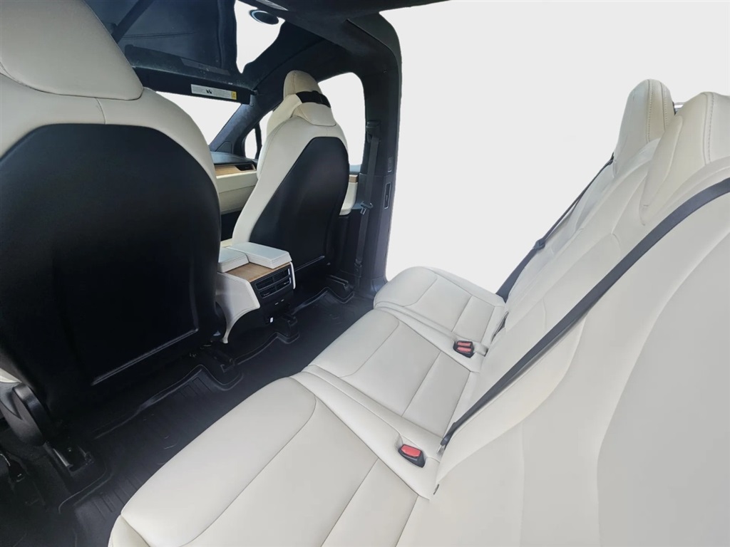 2020 Tesla Model X Long Range photo 20