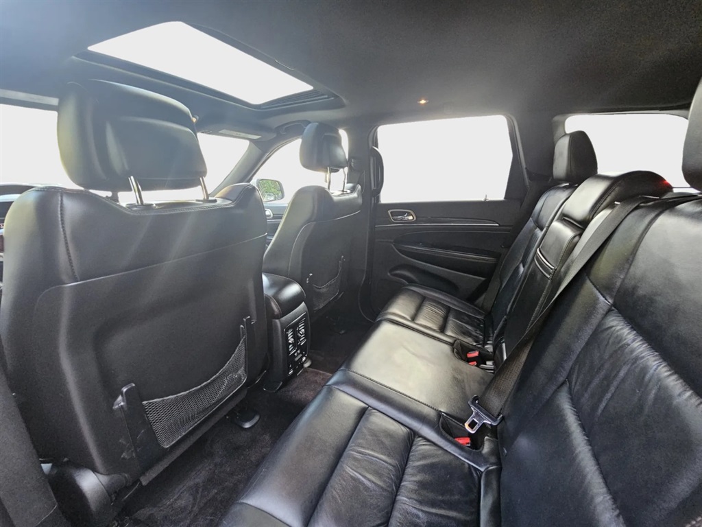 2016 Jeep Cherokee Limited photo 22