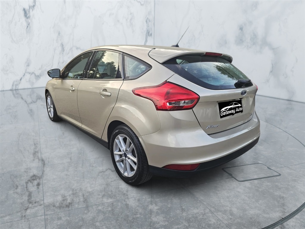 2018 Ford Focus SE photo 6