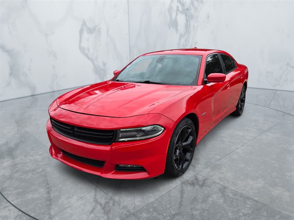 2017 Dodge Charger R/T photo 3