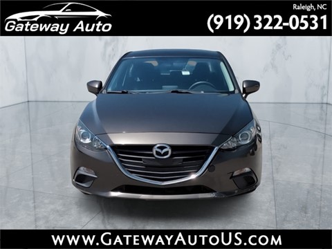 2015 Mazda MAZDA3 i Sport AT 4-Door