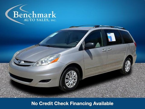 2009 Toyota Sienna LE 8-Passenger 4dr Mini-Van