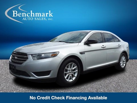 2013 Ford Taurus SE