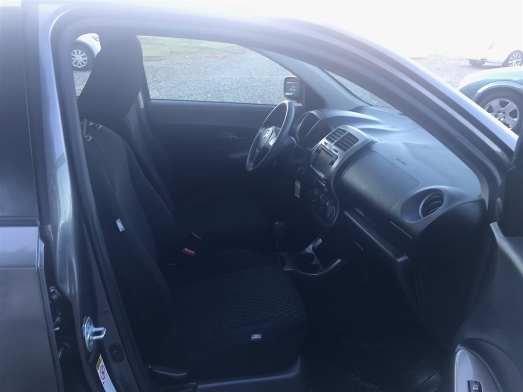 2014 Scion xD Base photo 16