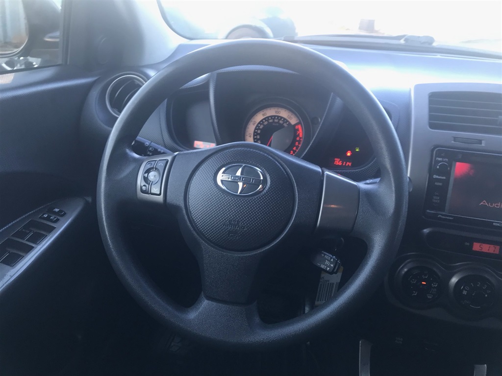 2014 Scion xD Base photo 19