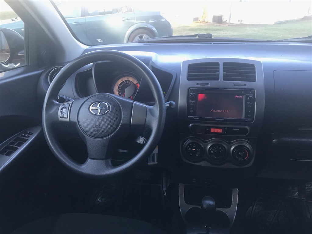 2014 Scion xD Base photo 20