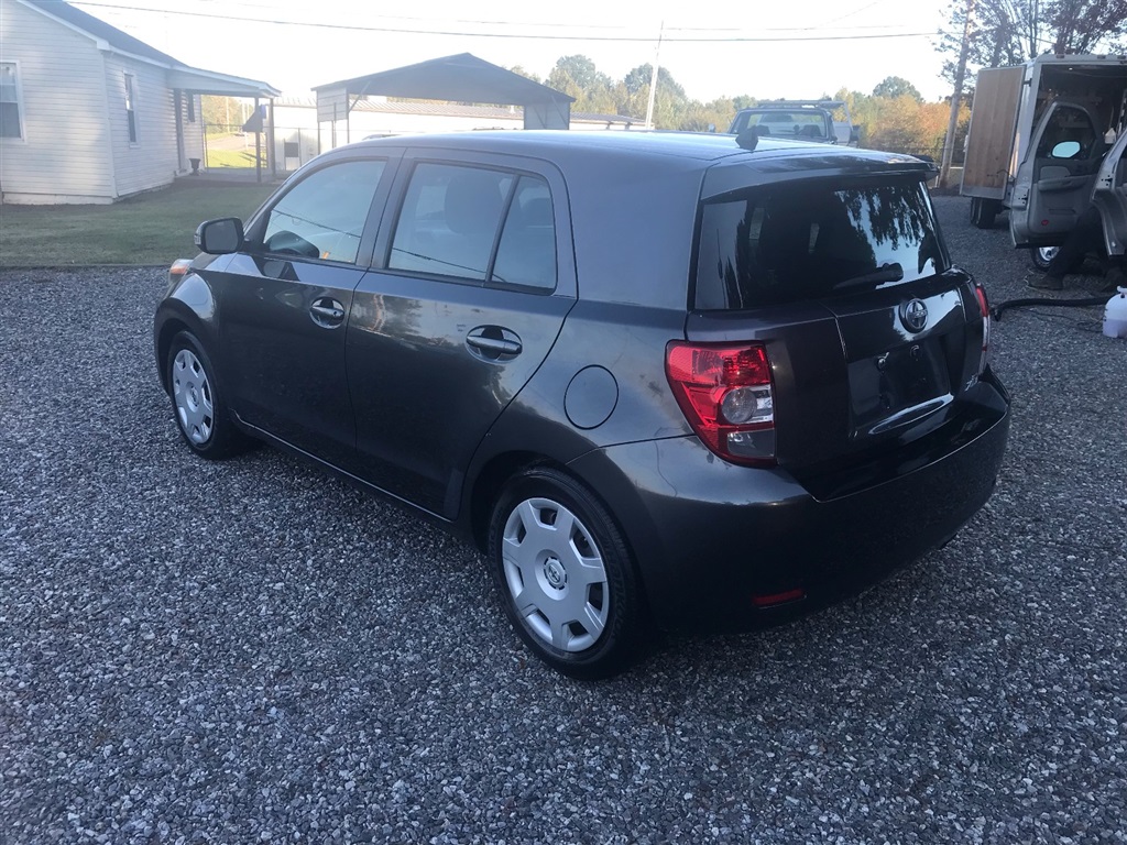 2014 Scion xD Base photo 5