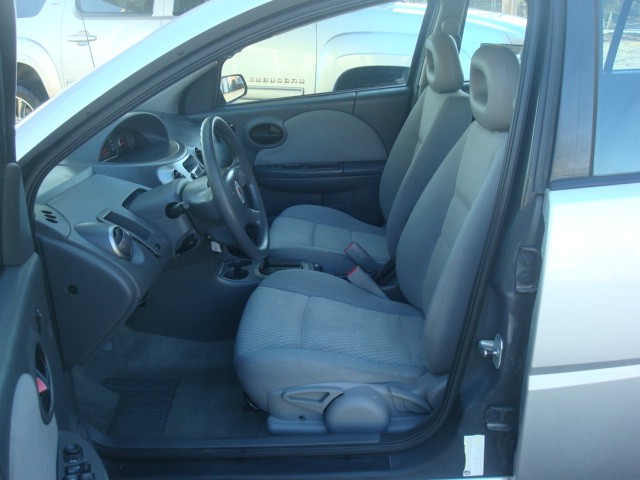 2007 Saturn ION 2 photo 12