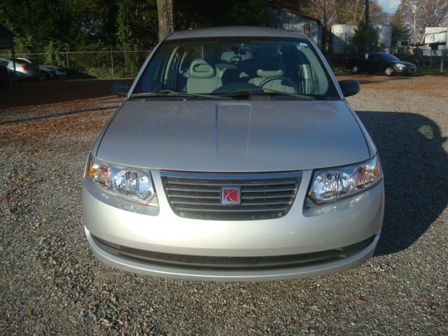 2007 Saturn ION 2 photo 2