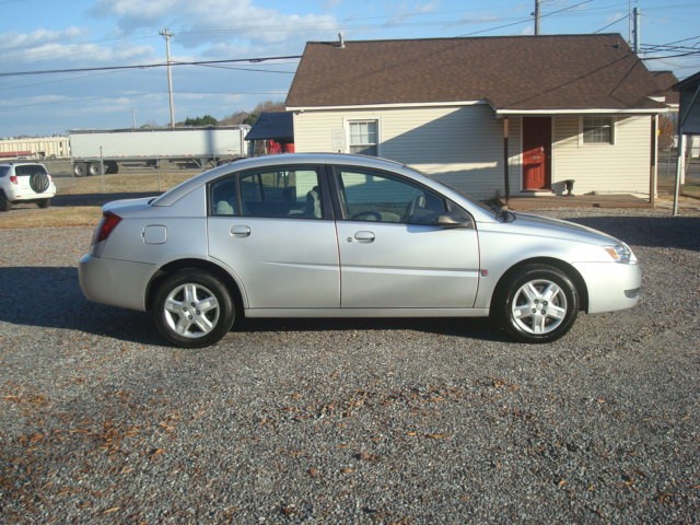 2007 Saturn ION 2 photo 8