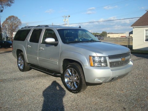 2012 Chevrolet Suburban LT 1500 4WD