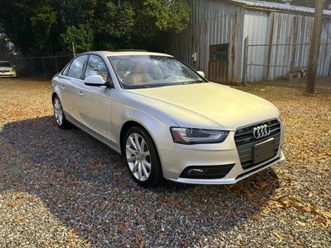 2013 Audi A4 2.0T Sedan quattro Tiptronic