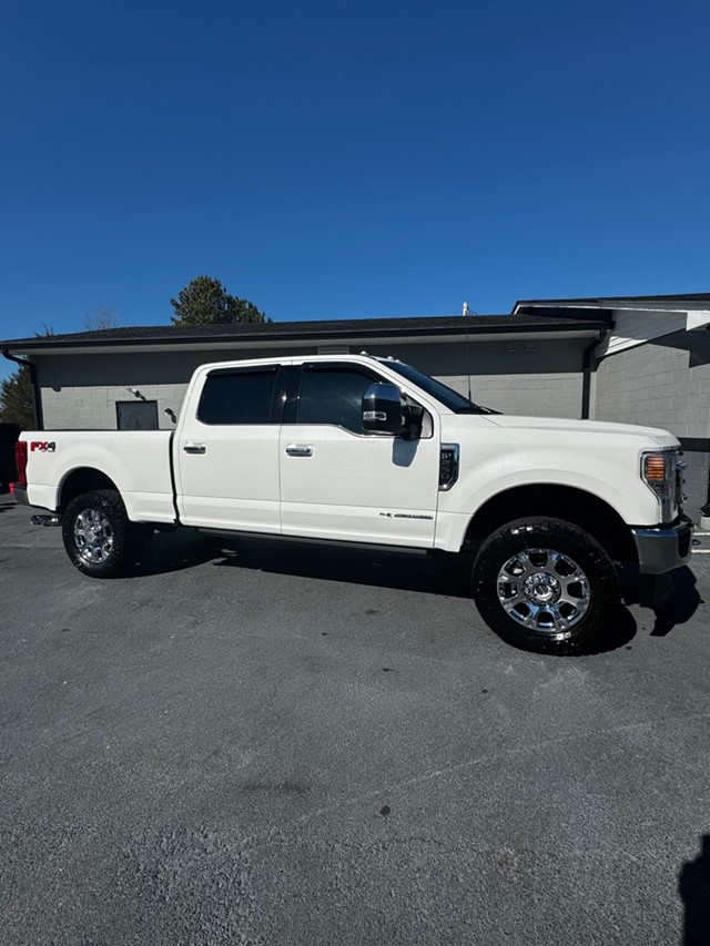 FORD F250 SUPER DUTY KING RANCH in Wilson