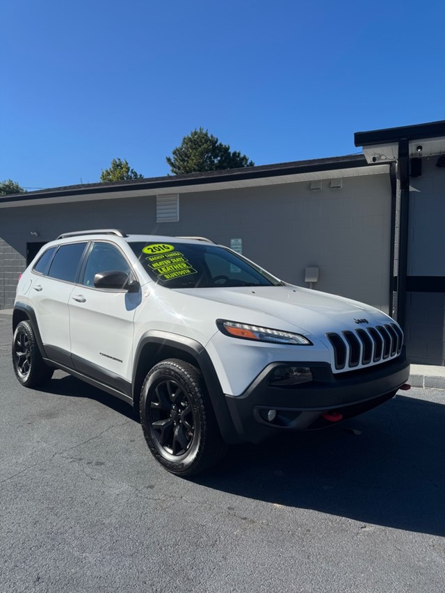 JEEP CHEROKEE TRAILHAWK in Wilson