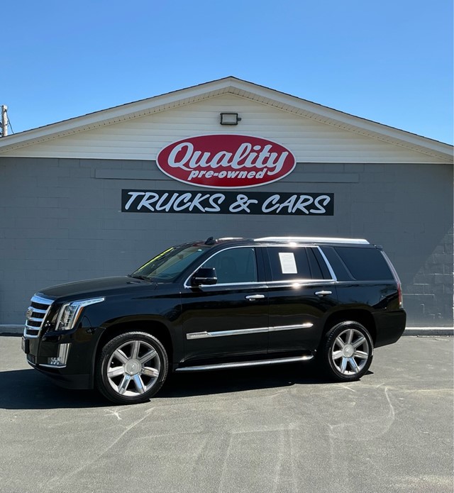 CADILLAC ESCALADE LUXURY in Wilson
