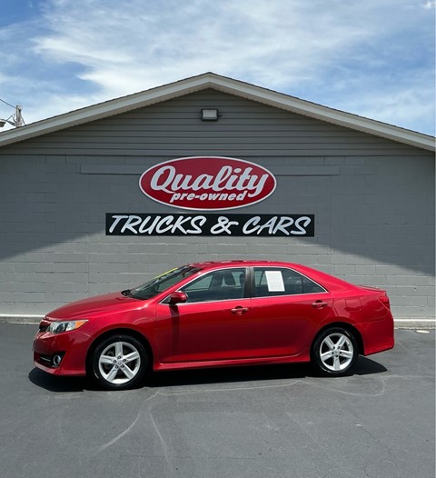 2014 TOYOTA CAMRY SE