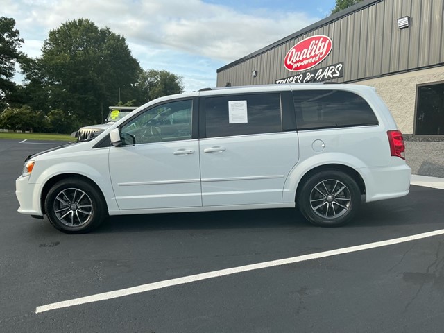 DODGE GRAND CARAVAN SXT in Wilson
