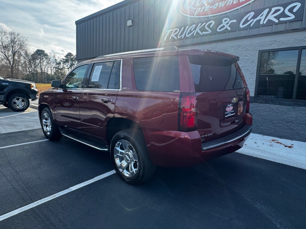 2016 Chevrolet Tahoe LTZ photo 3